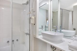 Renovated Stylish Studio - Sydney - 8