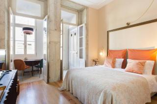 GET a golden and flower flat - Porto - 1