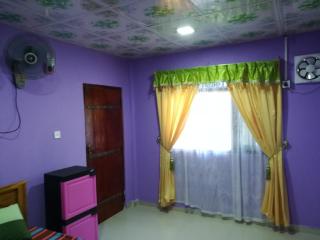Tiny Holiday Resort - 8