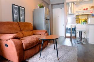 Large and Minimalist Studio at Pakubuwono Terrace Apartment By Travelio - Jakarta - 2