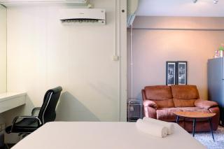 Large and Minimalist Studio at Pakubuwono Terrace Apartment By Travelio - Jakarta - 4