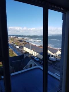 Atlantic views top floor - Portrush - 0