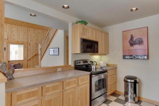 Eagle Crest Elegance - 8