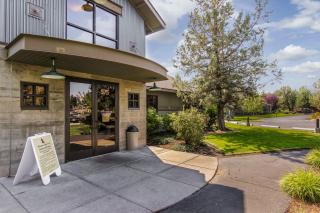Eagle Crest Elegance - Redmond - 8