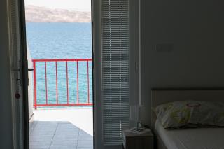 Apartmani Herceg - Karlobag - 1