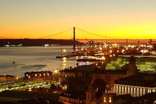 LovelyStay - Full Sky in Chiado - Lisboa - 4