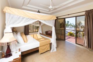 The Sands Beach Resort - 9