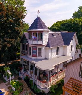 Bondy House Bed & Breakfast - Amherstburg - 0