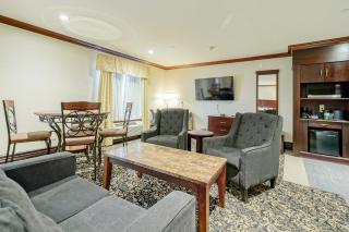 Woodbine Hotel & Suites - Toronto - 4