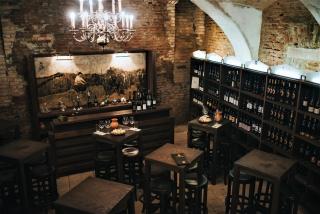 Hotel Mitra, Story Hotels - 1