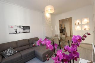 Exclusive Apt Really Downtown - FREE PRIVATE PARKING Included! - Genoa - 0