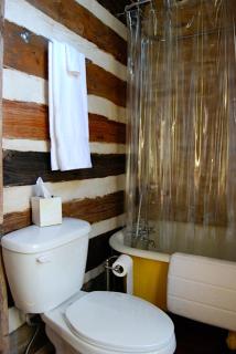 Upstairs Inn - Hico - 1