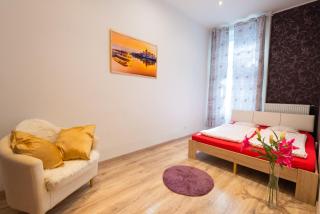 Standard Apartment by Hi5 - West End Center - Budapest - 9