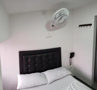 Hotel zona express sandiego - 1