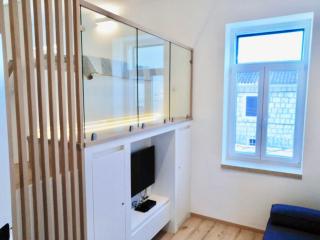 Apt 3 Flowers on Rokova St-5 min to Split Old Town - 8