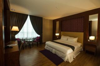 Hotel Pen Mutiara - 1