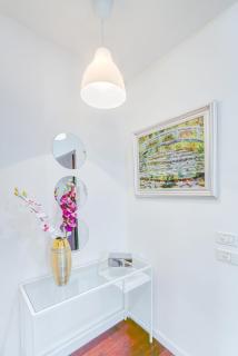 Charming spacious 4BR apt near the sea - 9