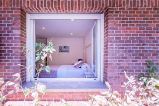 Exclusive quietness in the heart of Madrid with Public Parking, Breakfast, 2 bathrooms - Madrid - 1