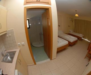 Nikos Hotel and Apartments - Sarandë - 2