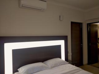 Casa Legend Suites Candolim Goa - Candolim - 3