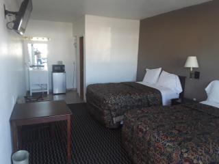Super 54 Inn - 4