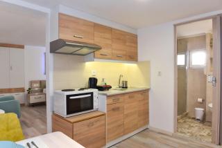 La Perla Apartments - 2