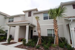 A - New 4 Bedroom Home - 5 Miles to Disney - Free Water Park - Private Pool - Kissimmee - 4