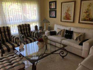 Luxury Apartment in 5 Star Urbanization - Marbella - 2