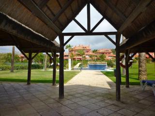 Luxury Apartment in 5 Star Urbanization - Marbella - 6