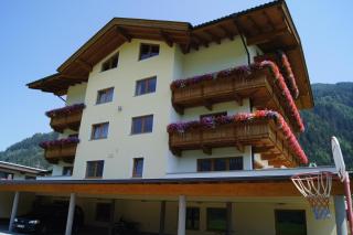 Apparthotel Stoanerhof - Uderns - 0
