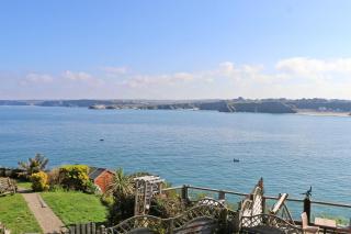 Sea View House - 1