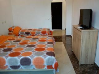 Tangra Guest House - Arapya - 6