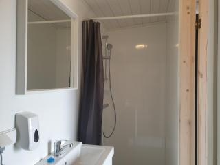 Black Beach Cottage - 1