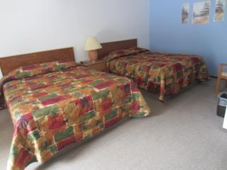 Swiss Sunset Inn - Penticton - 2