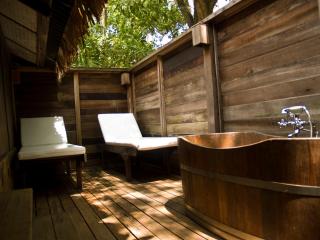 Bon Ton Antique Wooden Villas - Pantai Cenang - 2
