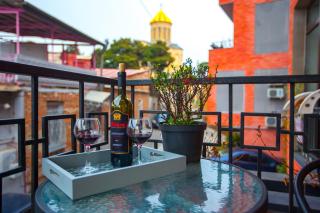 Artemida Apartment TBS - 2