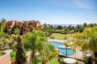 Seaview Luxury Penthouse Apartment 24 hour security and Underground Parking - Estepona - 6