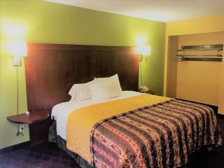 PATRIOT INN - 2