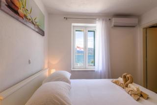 Apartments by the sea Arbanija, Ciovo - 16762 - 6
