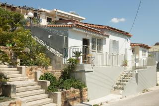 Splendid Views from a Cozy Cottage with a Garden Terrace - 2