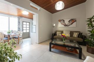 Splendid Views from a Cozy Cottage with a Garden Terrace - 5