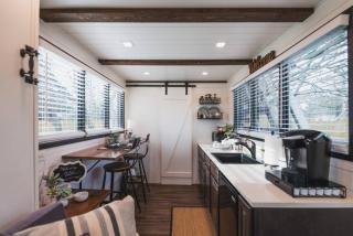Elegant CargoHome The Anchor by Magnolia/Baylor - Waco - 6