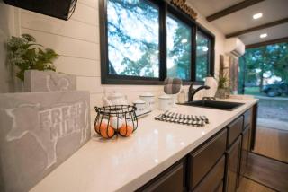 Elegant CargoHome The Anchor by Magnolia/Baylor - Waco - 3