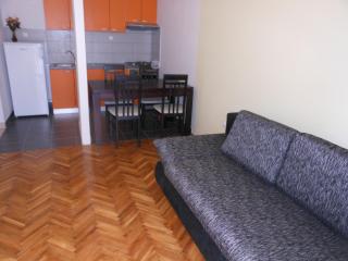 Apartments D & P - 2