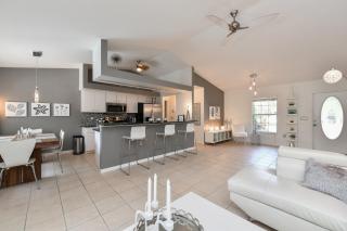 Contemporary Pool Villa I - Pool & Jacuzzi - Nearby Beach - Venice - 8