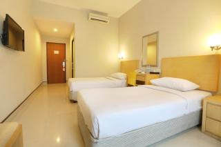 Triniti Hotel Batam - Nagoya - 5