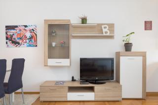 Cute and Sunny Studio in Zagreb with Balcony & Free Parking - Zagreb - 1