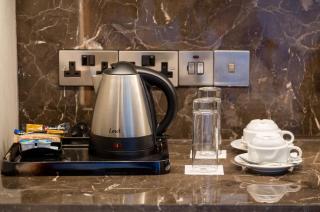 Sun Hall Hotel - Lanarka - 4