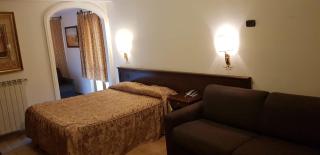 Hotel Vitalba - Rocca di Mezzo - 8