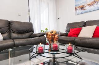 HOLIDAY HOUSE LAVANDA - 9